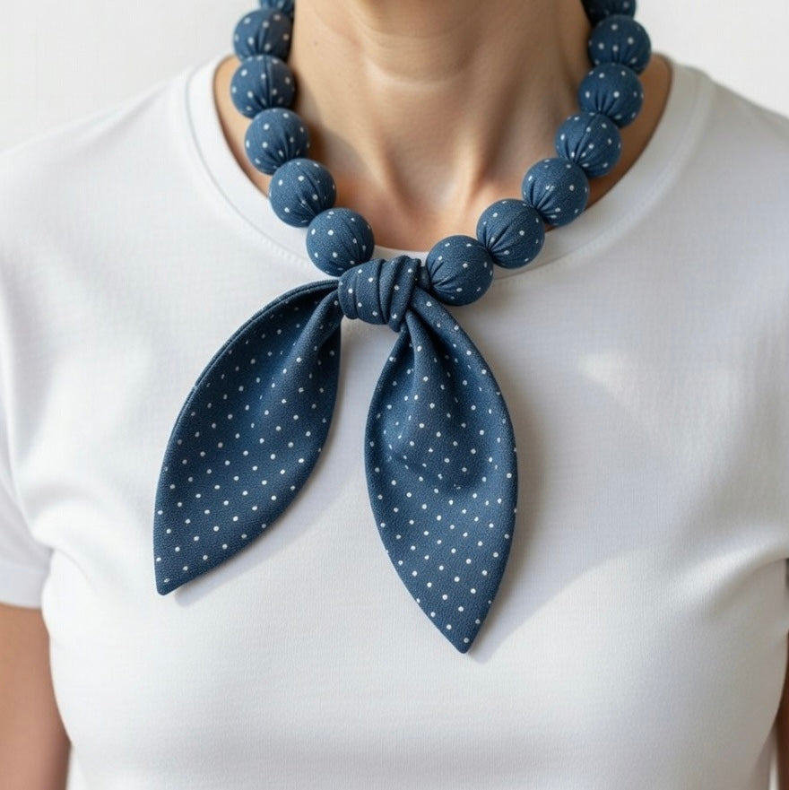 Collares textiles anudado pañuelo