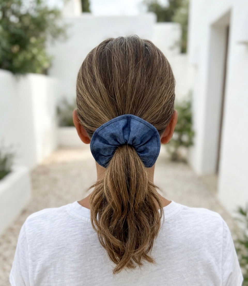 Scrunchie diseño tela vaquera